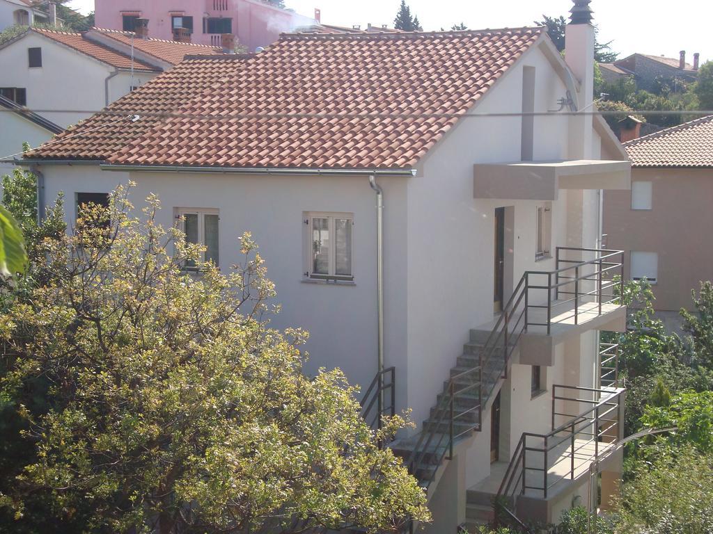 Apartments Marta Veglia Exterior foto
